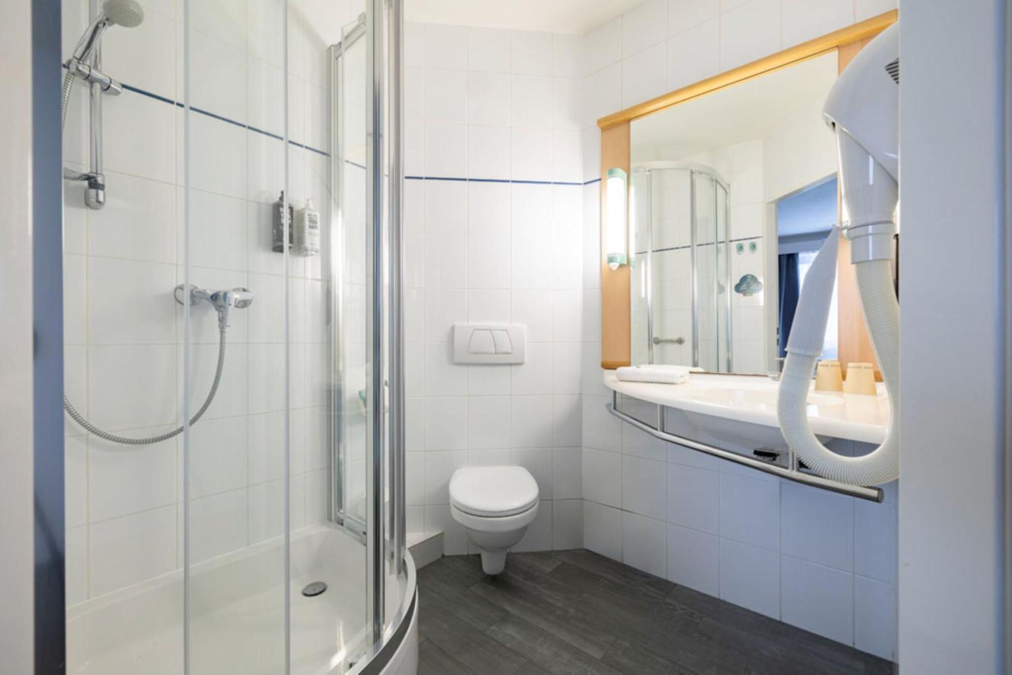 Ibis Poznan Stare Miasto ภายนอก รูปภาพ