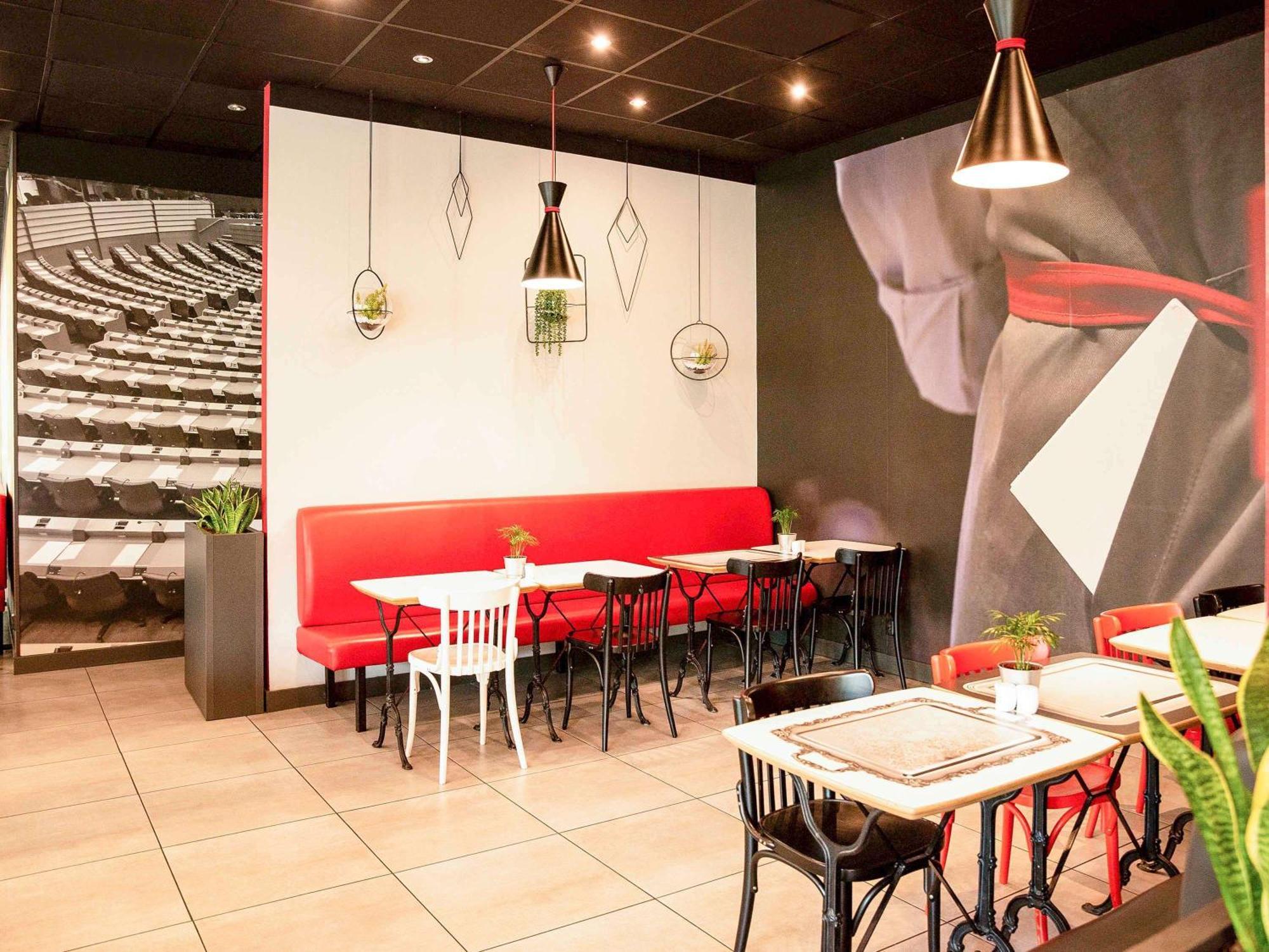 Ibis Poznan Stare Miasto ภายนอก รูปภาพ