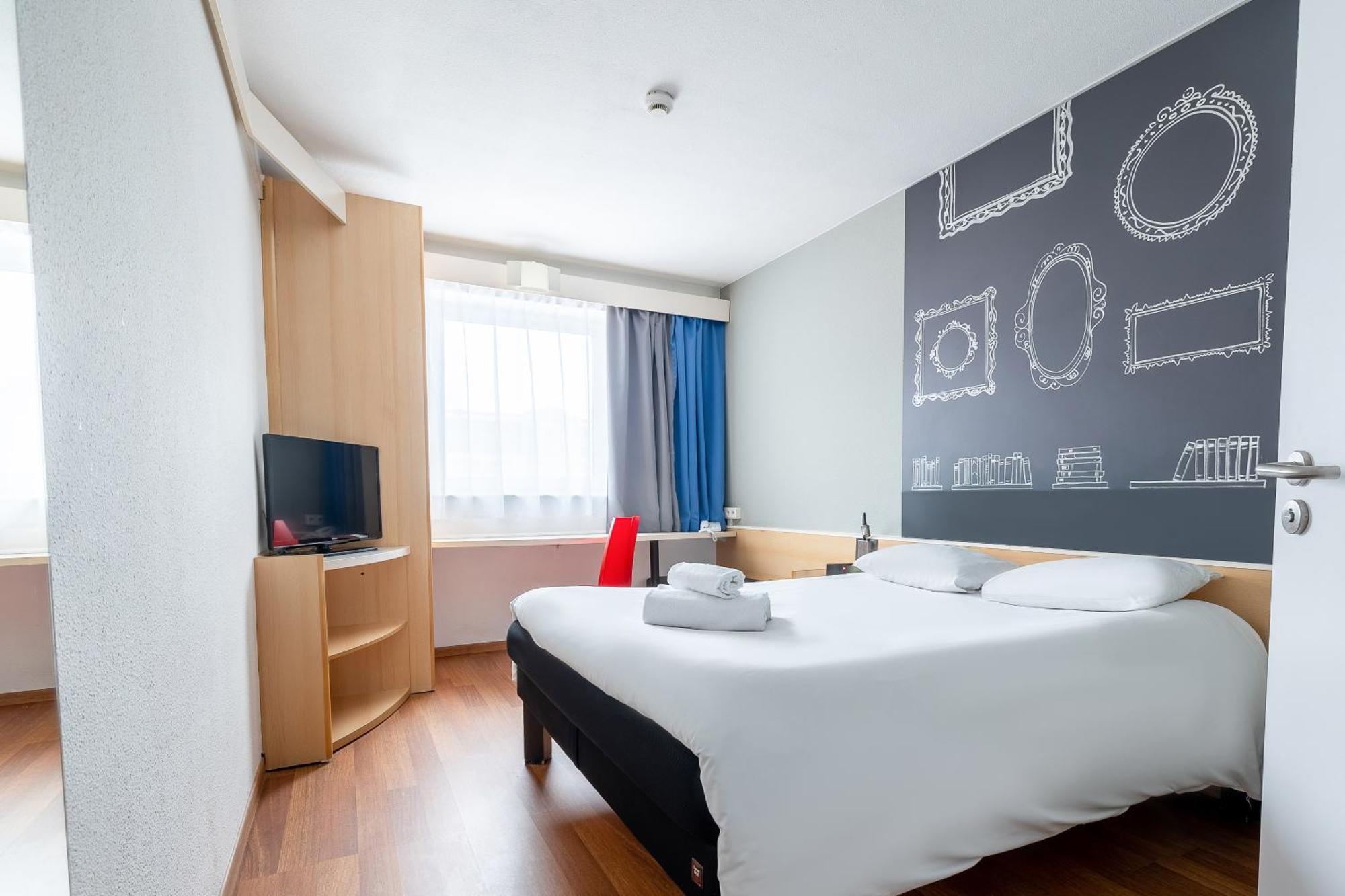 Ibis Poznan Stare Miasto ภายนอก รูปภาพ